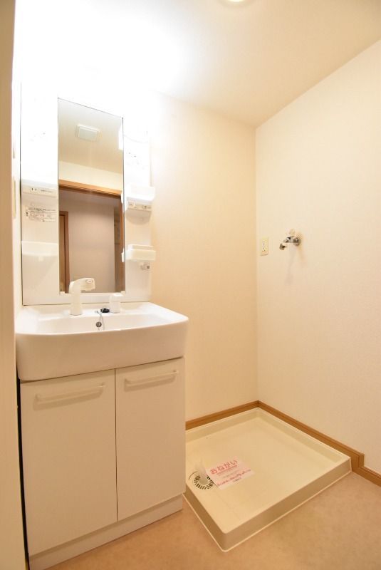 ��ʌ�����s�؂S���ڂ̃}���V�����̐��ʏ�