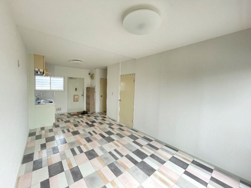 ��ʌ��������܎s����厚�h113-9�̃A�p�[�g�̋����E���r���O