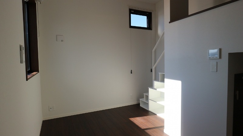 ��ʌ��z�J�s�k�z�J�R���ڂ̃A�p�[�g�̋��ԁE���r���O