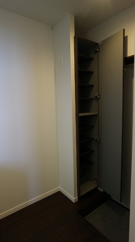 ��ʌ��z�J�s�k�z�J�R���ڂ̃A�p�[�g�̂��̑��ݔ�