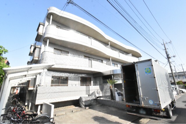 ��ʌ��������܎s��{��������P���ڂ̃}���V�����̌����O��