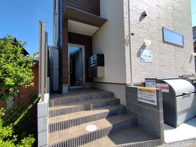 ��ʌ��������܎s�k��听���S���ڂ̃A�p�[�g�̃G���g�����X