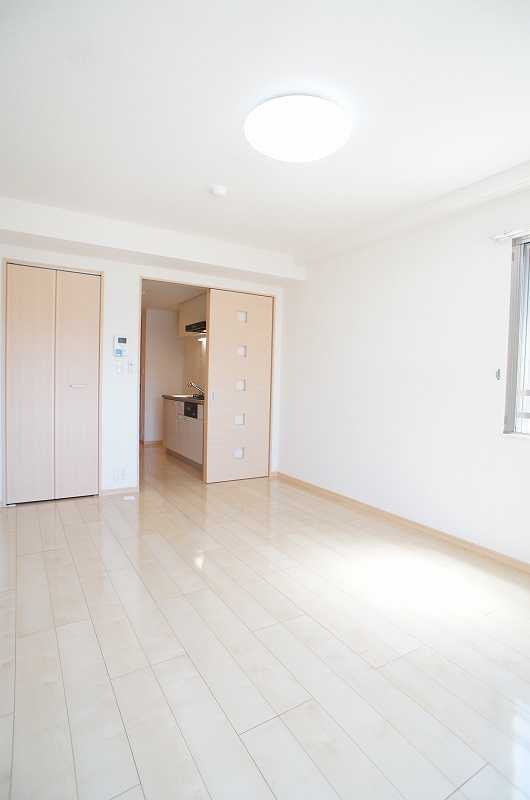 ��ʌ��z�J�s���C�N�^�E���W���ڂ̃}���V�����̂��̑������E�X�y�[�X