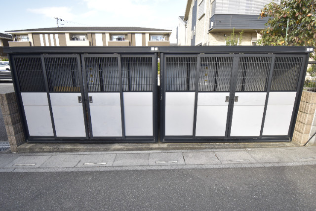 ��ʌ��������܎s���搼��{�R���ڂ̃A�p�[�g�̂��̑�