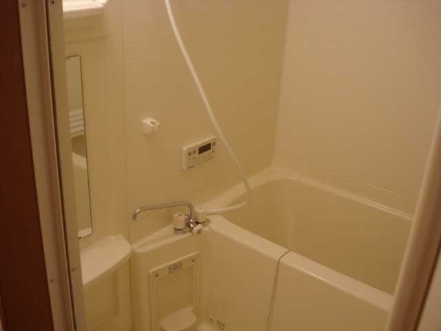 ��ʌ��z�J�s���C�N�^�E���Q���ڂ̃A�p�[�g�̃o�X