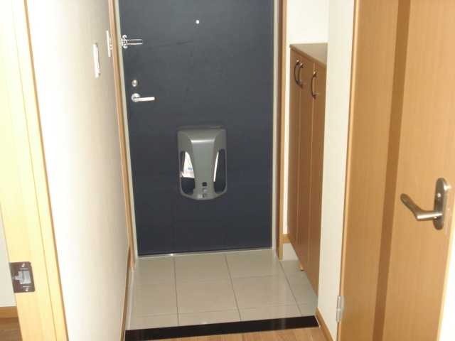 ��ʌ��z�J�s���C�N�^�E���Q���ڂ̃A�p�[�g�̌���