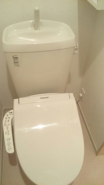 ��ʌ�����s���R�S���ڂ̃A�p�[�g�̃g�C��