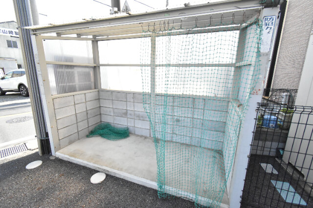 ��ʌ������s���Q���ڂ̃}���V�����̂��̑�