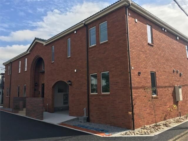 ��ʌ�����s�؂S���ڂ̃A�p�[�g�̌����O��