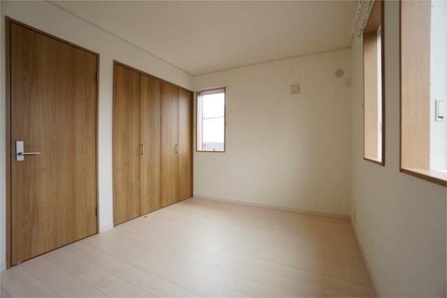 ��ʌ�����s�؂S���ڂ̃A�p�[�g�̂��̑������E�X�y�[�X