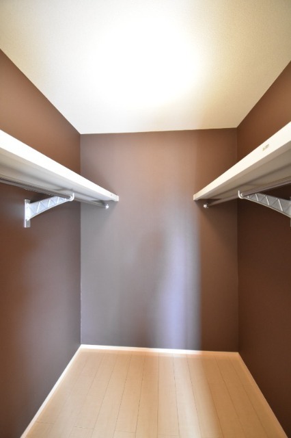 ��ʌ��������܎s�k��{�����̃A�p�[�g�̎��[