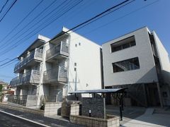 ��ʌ��������܎s��{����ؒ��S����938-1�̃}���V�����̌����O��