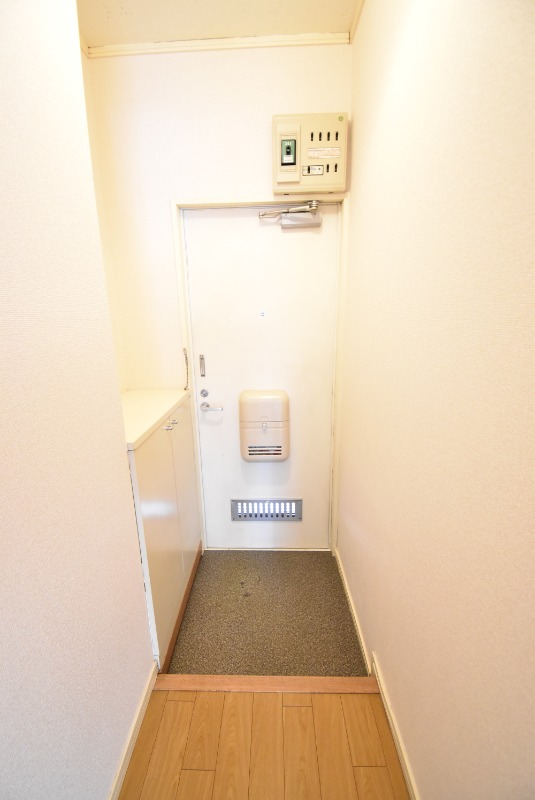 ��ʌ��������܎s�΋�厚���̃A�p�[�g�̌���