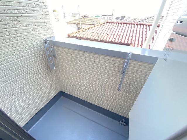 ��ʌ�����s�厚���s�̃A�p�[�g�̃o���R�j�[