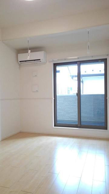 ��ʌ��@�c�s���V�h�T���ڂ̃A�p�[�g�̋��ԁE���r���O