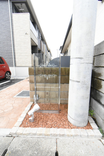 ��ʌ��@�c�s���V�h�T���ڂ̃A�p�[�g�̎���