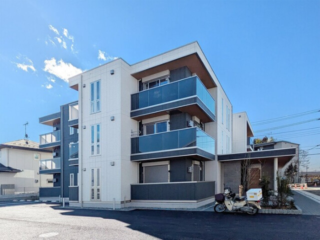 ��ʌ��������܎s����厚�w��̃A�p�[�g�̌����O��