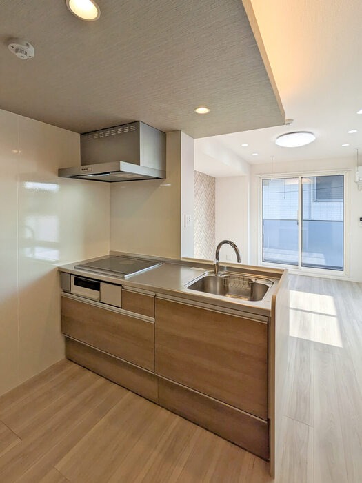 ��ʌ��������܎s����厚�w��̃A�p�[�g�̋��ԁE���r���O