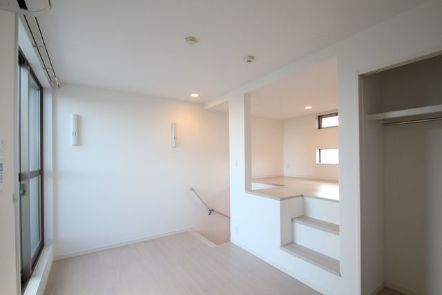 ��ʌ��������܎s������t���R���ڂ̃A�p�[�g�̋��ԁE���r���O