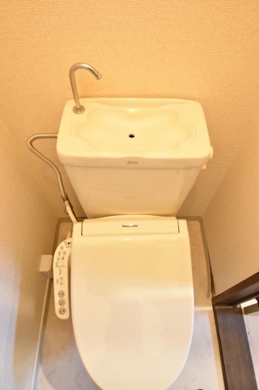 ��ʌ�����s�厚�����̃A�p�[�g�̃g�C��