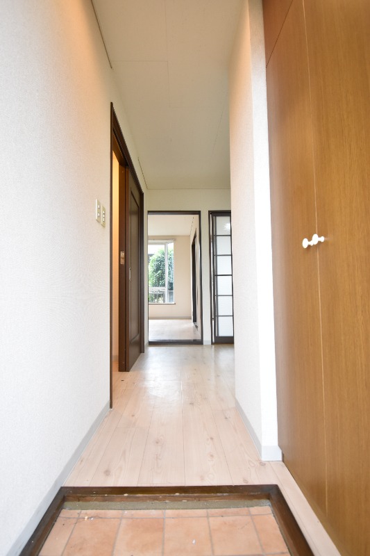 ��ʌ�����s�厚�����̃A�p�[�g�̌���