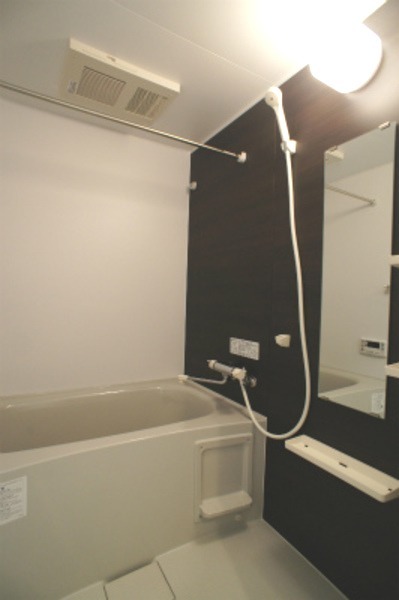 ��ʌ�����s�����R���ڂ̃}���V�����̃o�X