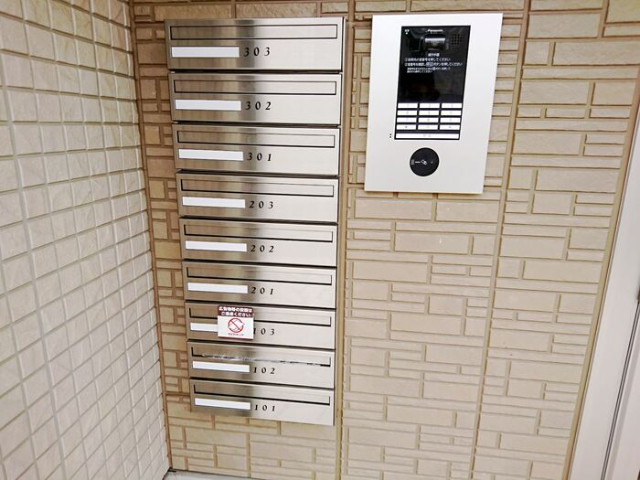 ��ʌ��z�J�s���C�N�^�E���U���ڂ̃A�p�[�g�̂��̑�