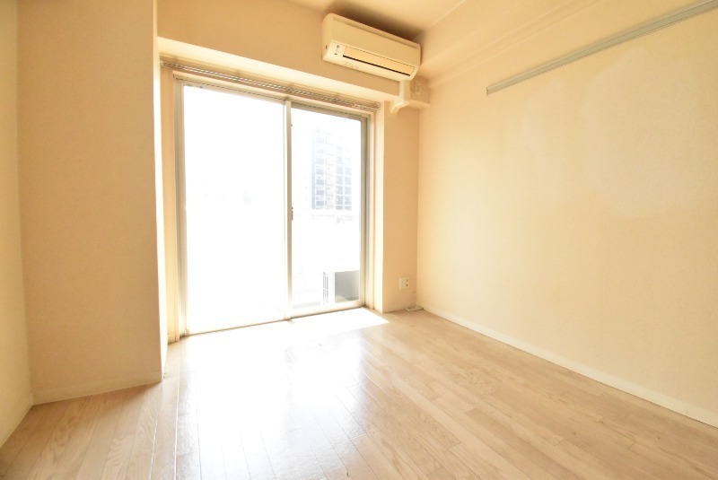 ��ʌ��������܎s�Y�a���ՂQ���ڂ̃}���V�����̋��ԁE���r���O