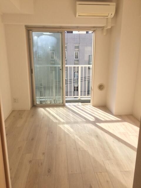 ��ʌ��������܎s�Y�a���ՂQ���ڂ̃}���V�����̃o���R�j�[