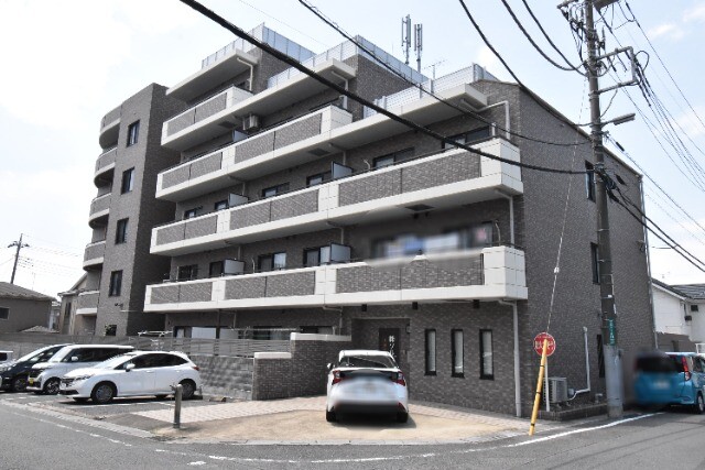 ��ʌ�����s�k����Q���ڂ̃}���V�����̌����O��