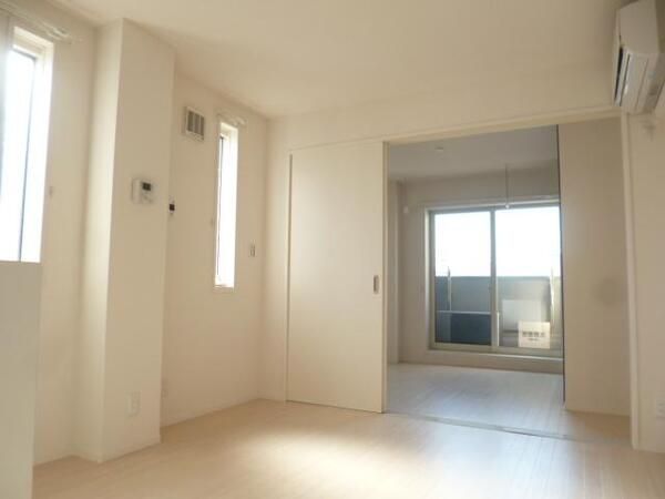 ��ʌ��������܎s��{����ؒ��P���ڂ̃}���V�����̋��ԁE���r���O