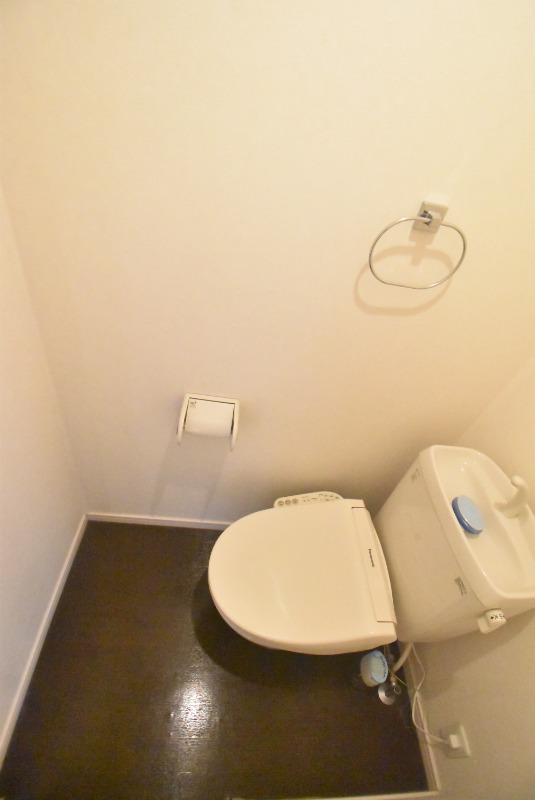 ��ʌ��������܎s�Y�a��{���T���ڂ̃A�p�[�g�̃g�C��