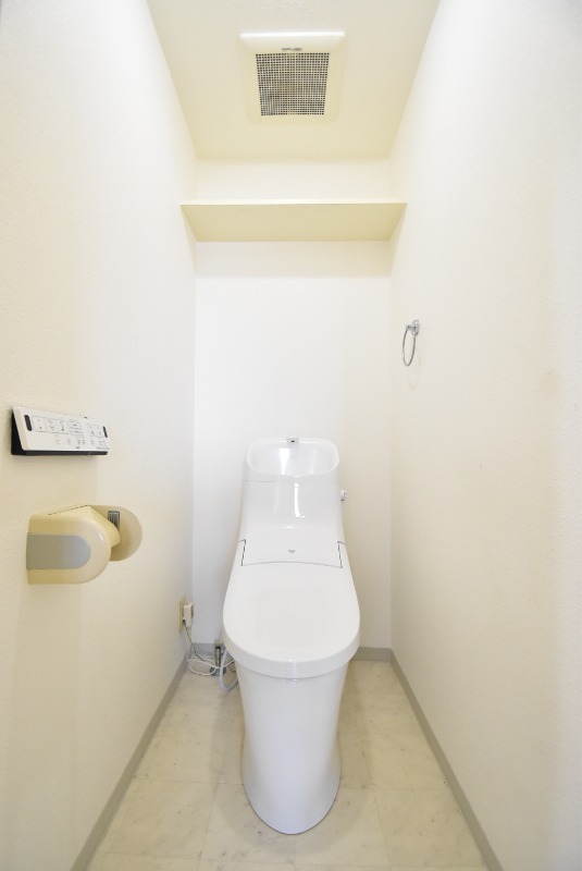 ��ʌ�����s�k����Q���ڂ̃}���V�����̃g�C��