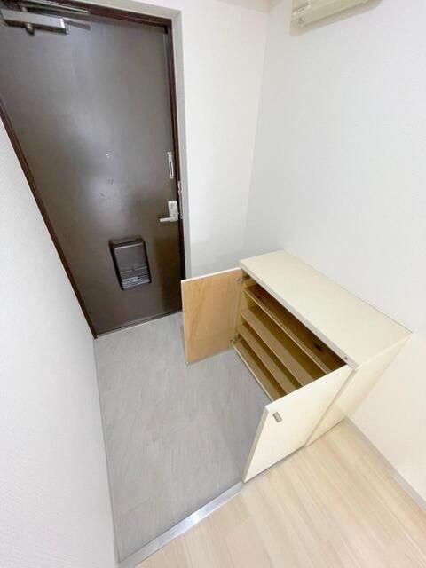 ��ʌ�����s�k����Q���ڂ̃}���V�����̌���