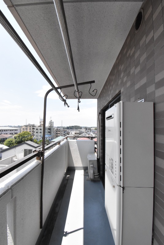 ��ʌ�����s�k����Q���ڂ̃}���V�����̃o���R�j�[