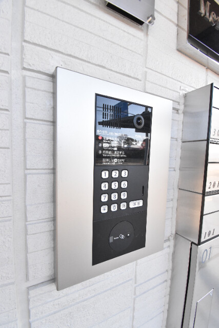 ��ʌ��������܎s�΋�Ō��R���ڂ̃A�p�[�g�̂��̑�