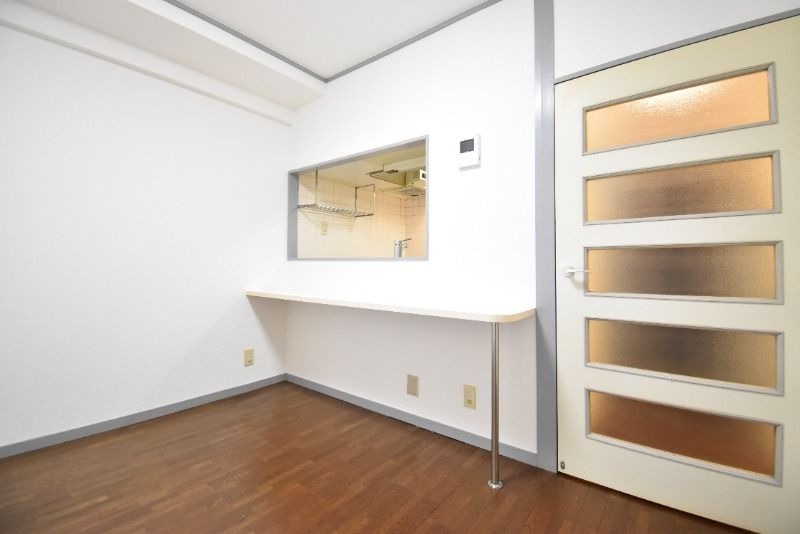 ��ʌ��z�J�s�����P���ڂ̃}���V�����̋��ԁE���r���O