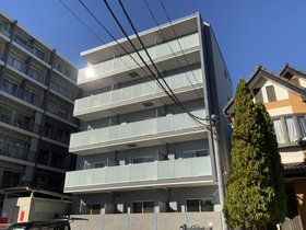 ��ʌ�����s�k�����̃}���V�����̌����O��