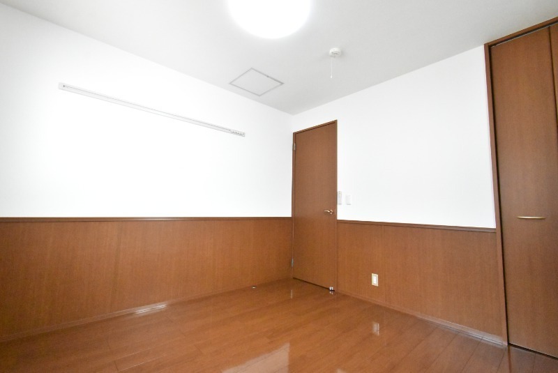 ��ʌ��������܎s�΋��Ԗ؂R���ڂ̃A�p�[�g�̂��̑������E�X�y�[�X