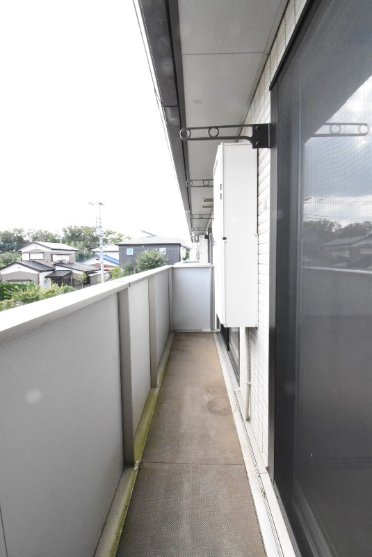 ��ʌ��������܎s�������a�c���P���ڂ̃A�p�[�g�̃o���R�j�[