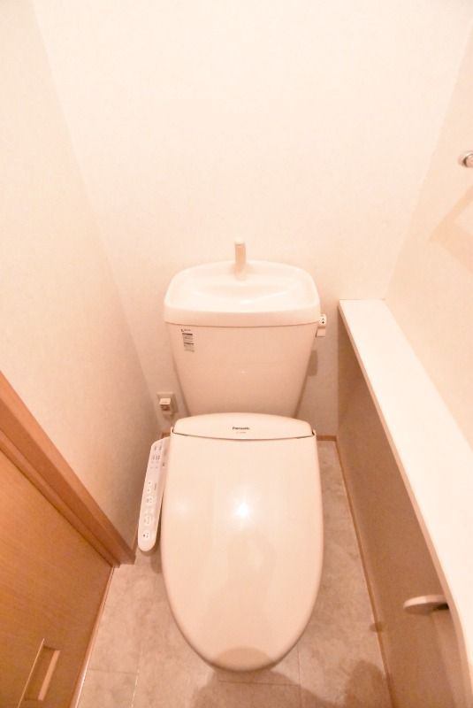 ��ʌ��z�J�s���C�N�^�E���Q���ڂ̃A�p�[�g�̃g�C��