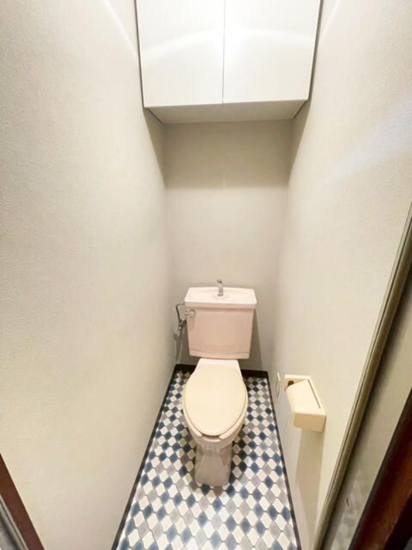 ��ʌ�����s�厚������̃A�p�[�g�̃g�C��