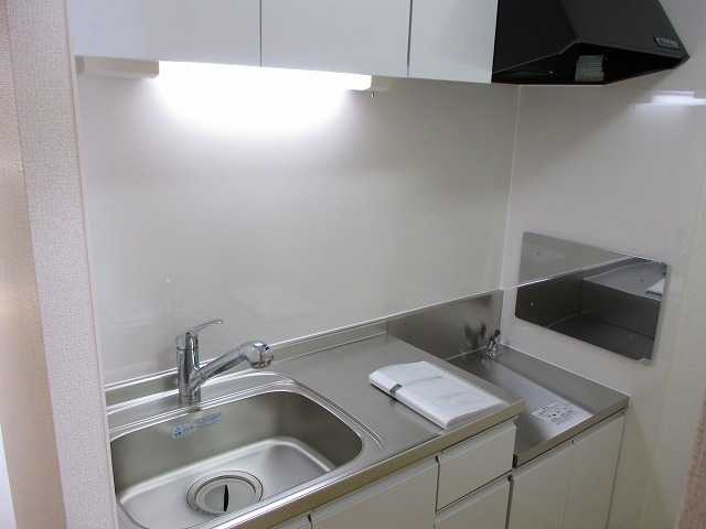 ��ʌ��������܎s��΋搼���R���ڂ̃A�p�[�g�̃L�b�`��