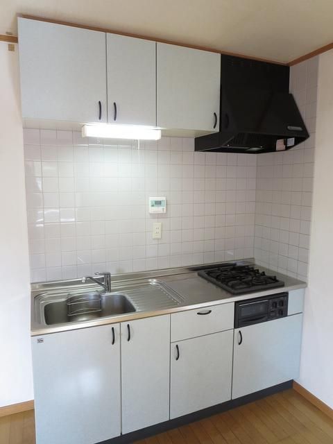 ��ʌ�����s�k����P���ڂ̃A�p�[�g�̃L�b�`��