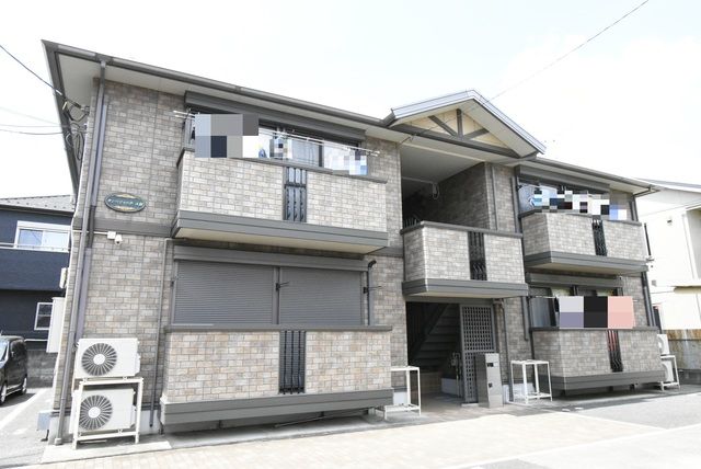 埼玉県さいたま市西区大字西遊馬346-7のアパートの建物外観