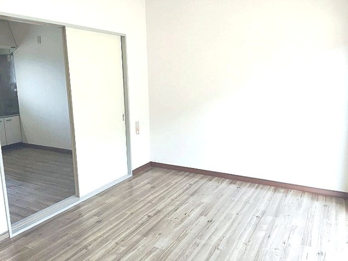 ��ʌ��������܎s�΋擌�Y�a�R���ڂ̃A�p�[�g�̂��̑�