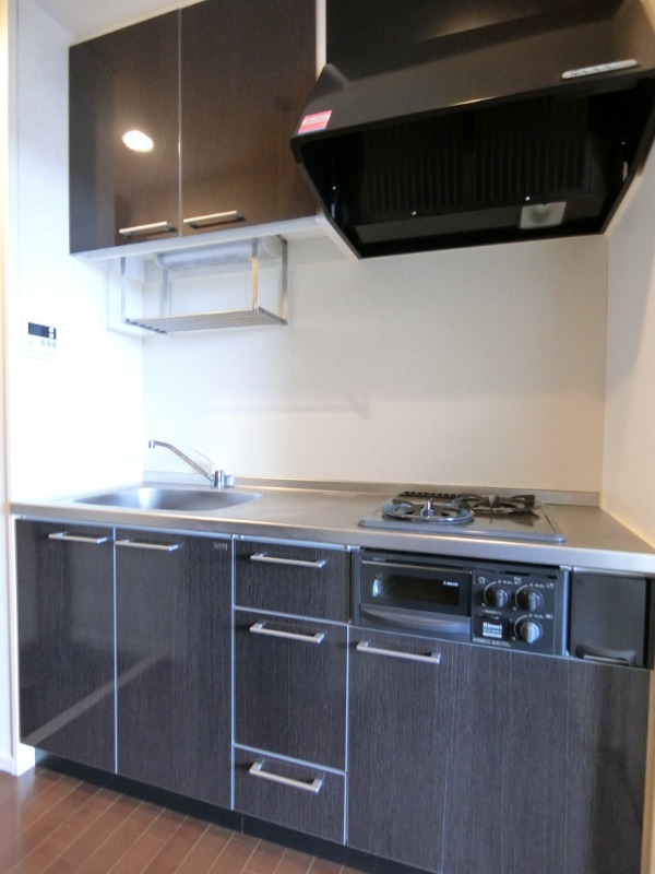 ��ʌ��������܎s��{��x�̓����R���ڂ̃}���V�����̃L�b�`��