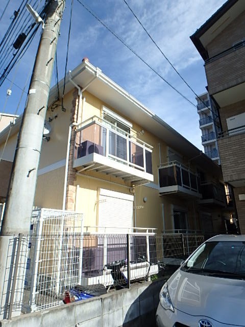 ��ʌ��������܎s�k��y�C���Q���ڂ̃A�p�[�g�̌����O��