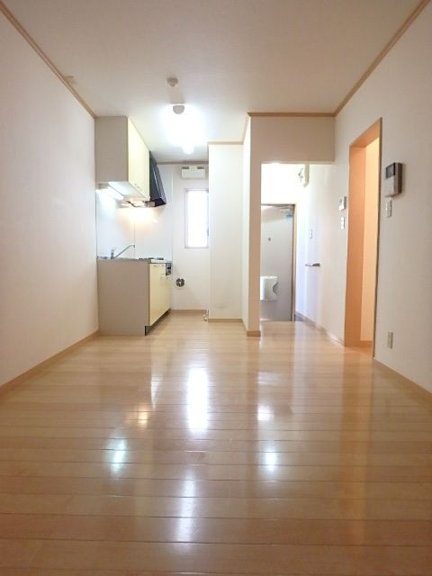 ��ʌ��������܎s�k��y�C���Q���ڂ̃A�p�[�g�̋��ԁE���r���O