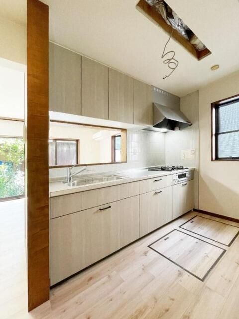 ��ʌ��������܎s�Y�a�撇���S���ڂ̈�ˌ��ẴL�b�`��